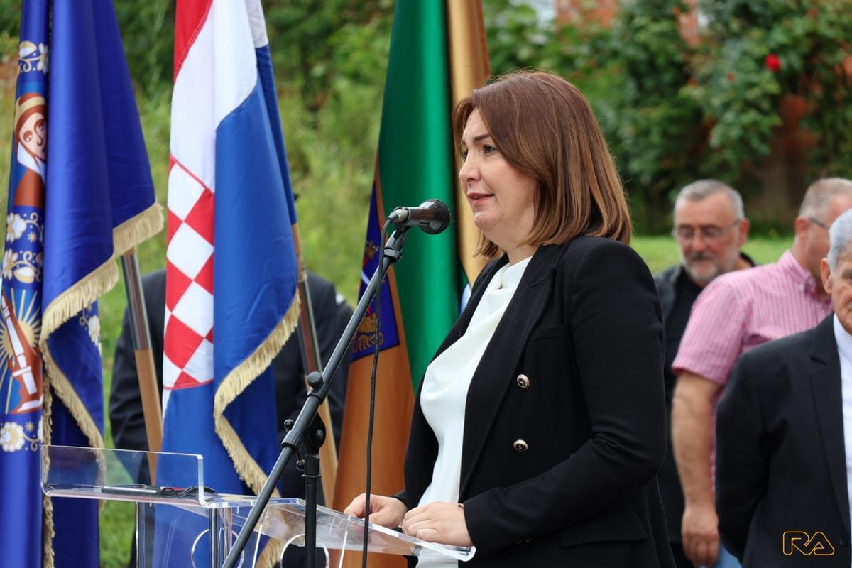 Sličica 3